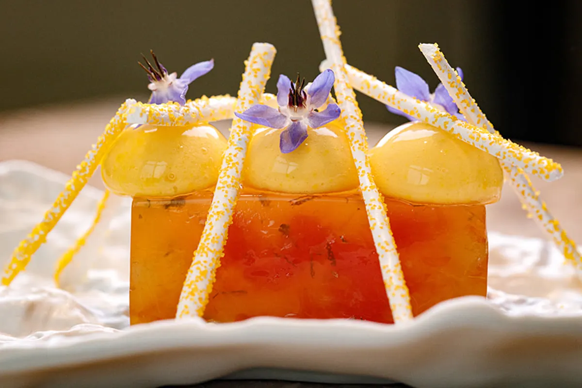 cultural_dining_experience_in_dubai