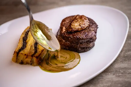 beef_tenderloin_yoy_restaurant_dubai