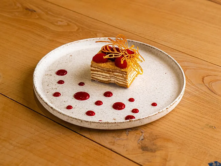 honey_cake_yoy_restaurant_dubai