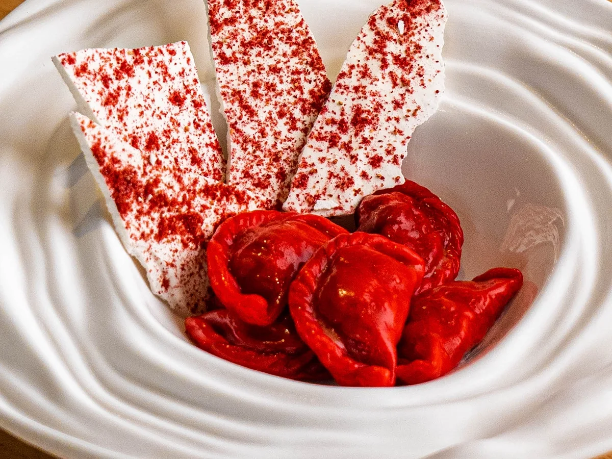 vareniki_with_sour_cherries_yoy_restaurant_dubai