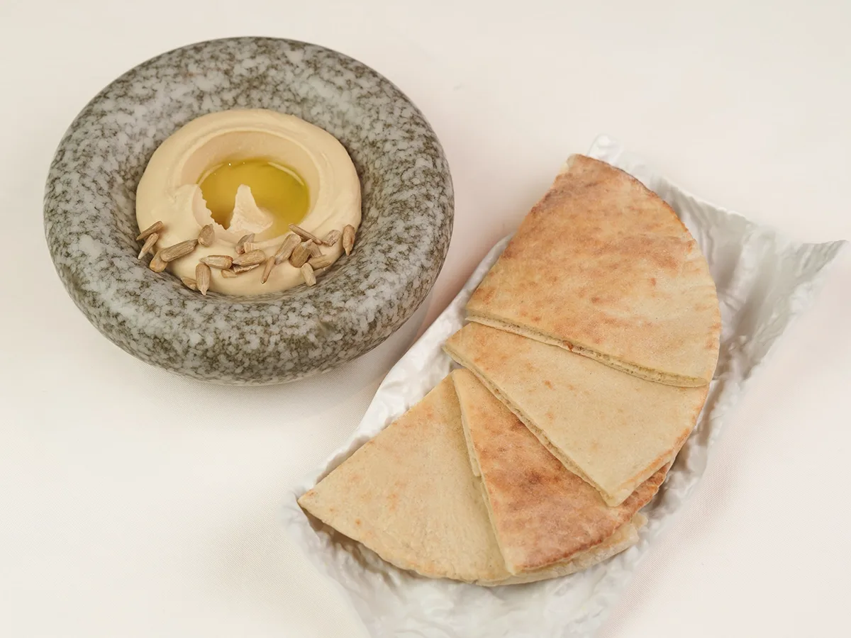 hummus with pita bread