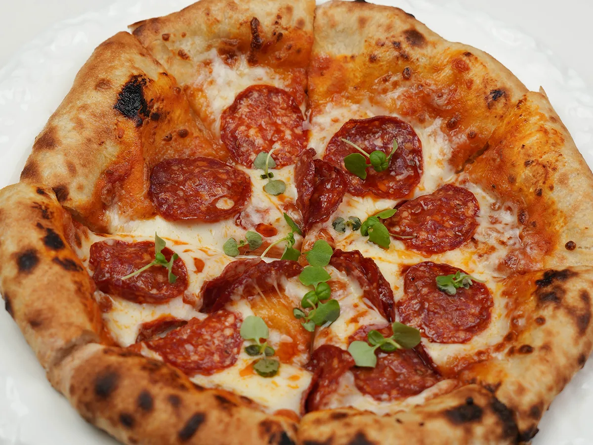 salame piccante pizza